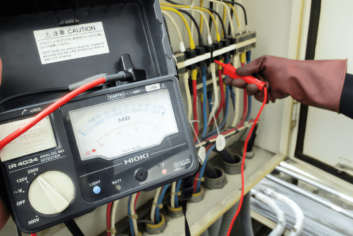 電気工事施工管理技士_採用